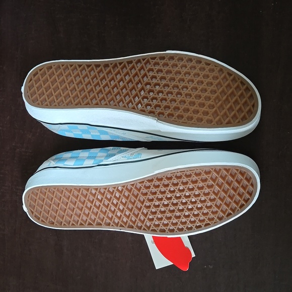 Walt Disney World 50th anniversary Vans - Picture 3 of 4